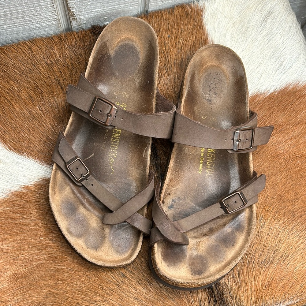 Birkenstock brown women’s  sandals size 10